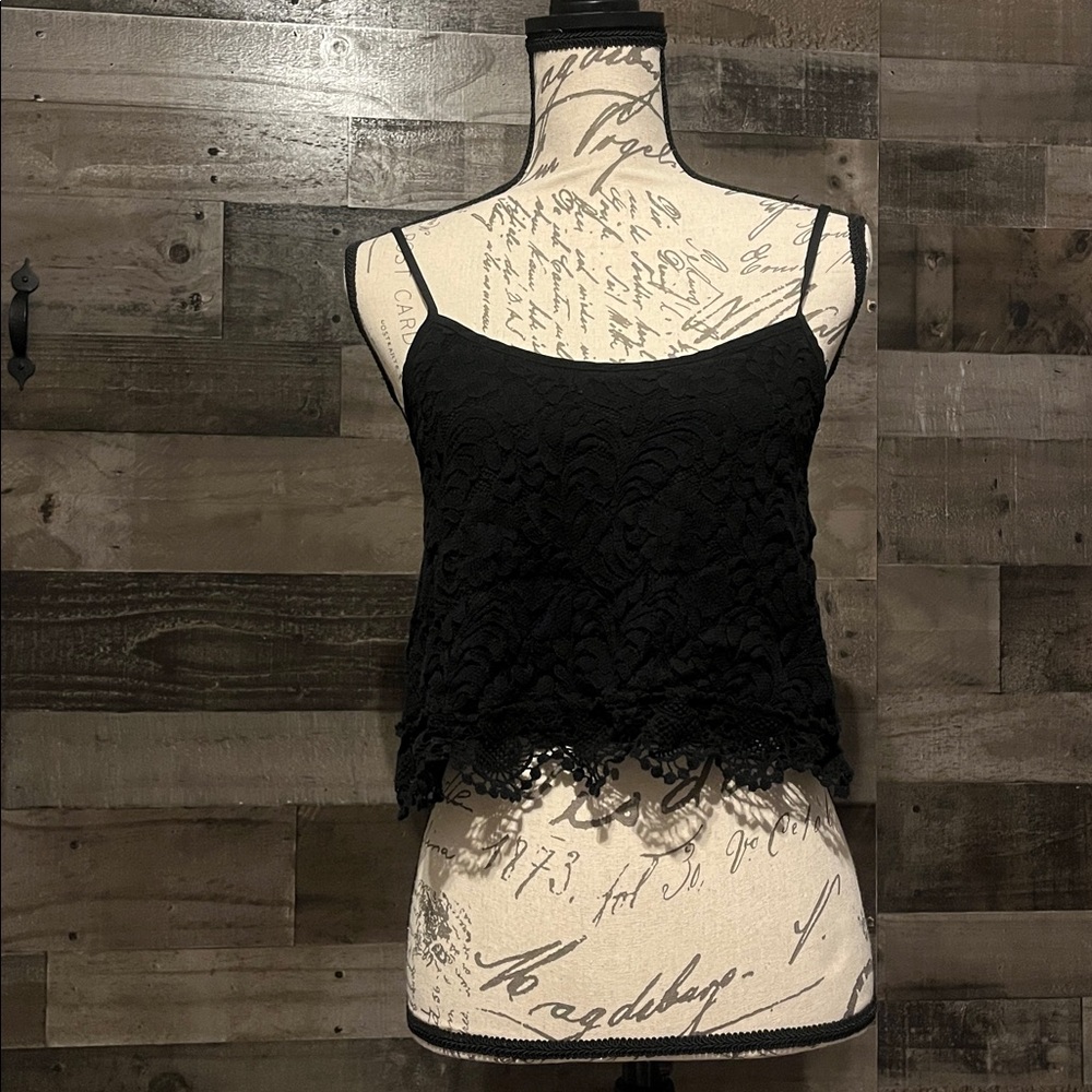 Black Cropped Tank Top